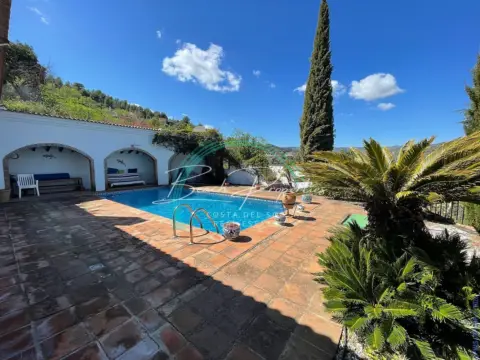 Casa en Comares