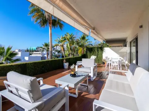 Piso en calle Benahavã?Â­S,Centro,Avenida de Andalucia