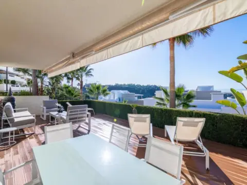 Piso en calle Benahavã?Â­S,Centro,Avenida de Andalucia