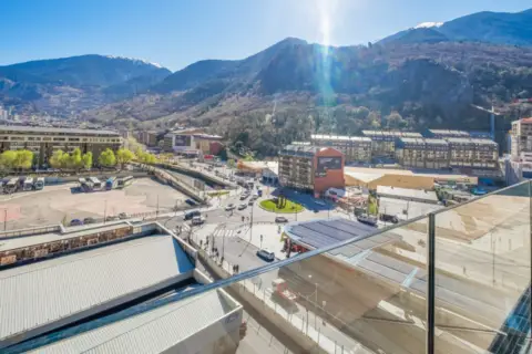 4-bedroom penthouse for rent in Andorra la Vella · 19 of 28