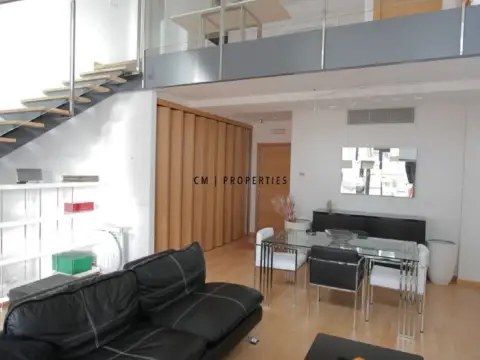 Dúplex en Avinguda Jacarandas