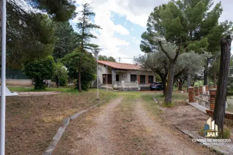 Chalet en calle Marivella, nº 154