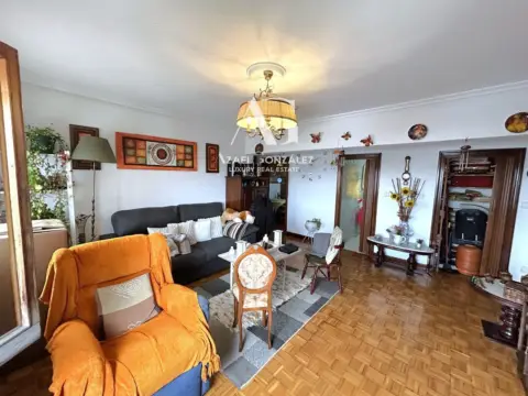 Piso en calle José Hierro, nº 20