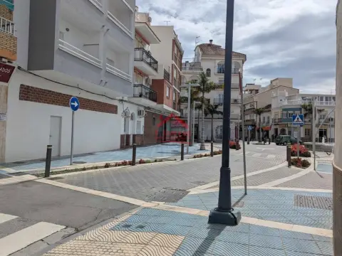 Local comercial en , en El Centro, Cerca del Puerto, Área Metropolitana, Cerca del Pueblo, Pueblo