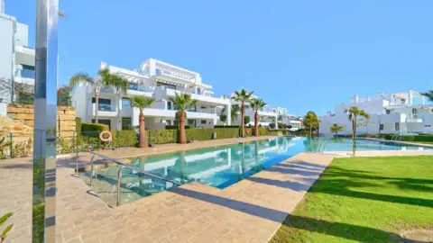 Apartamento en El Paraíso-Atalaya-Benamara