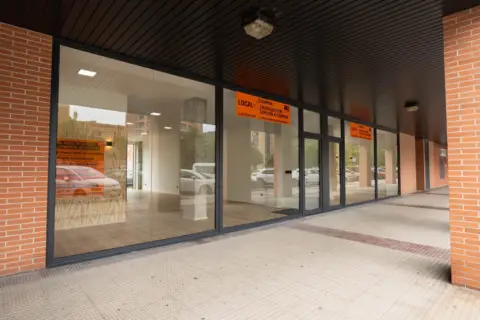 Local comercial en calle José María Jimeno Jurio