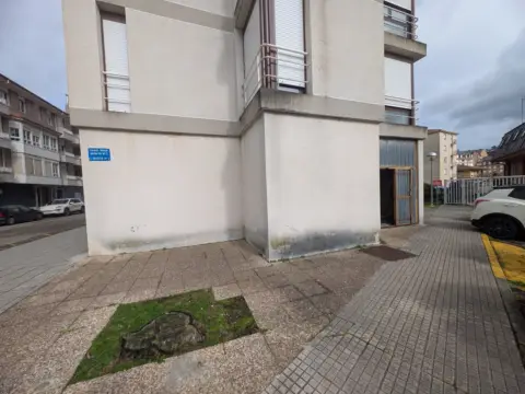 Local comercial en calle del Monte, 2
