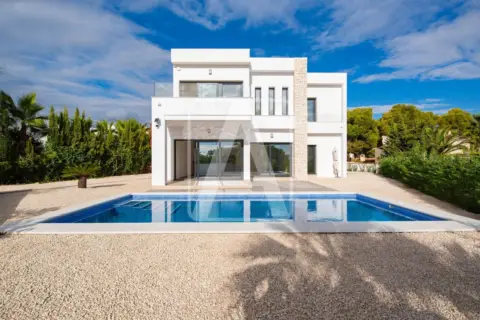 Chalet en Benissa Costa