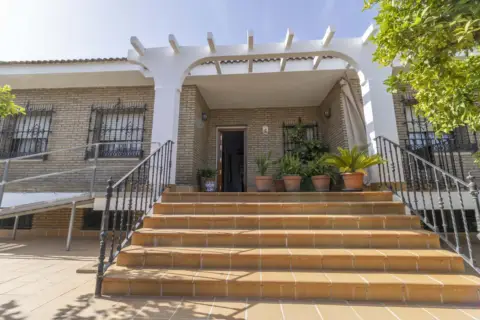 Casa en Gines