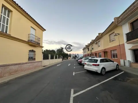 Casa adosada en San Bartolomé de la Torre