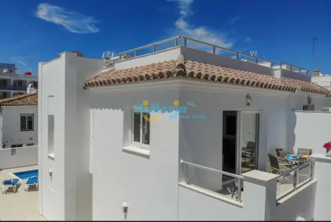 Casa adosada en Centro