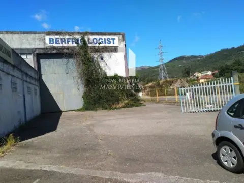 Nave industrial en calle de los Valos