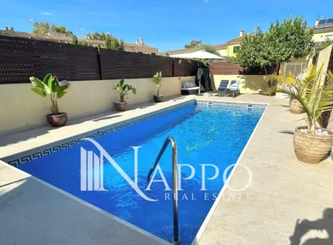 Casa en Carrer Cavallets, 1