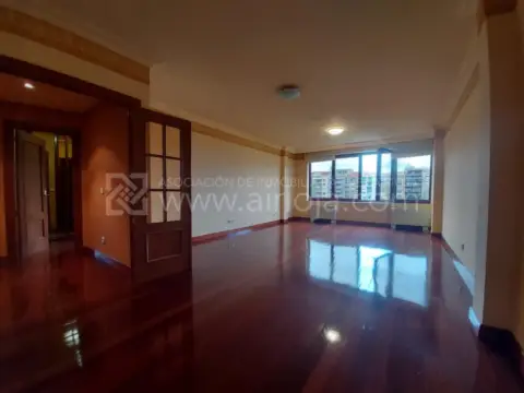 Piso en calle de Miguel Villanueva