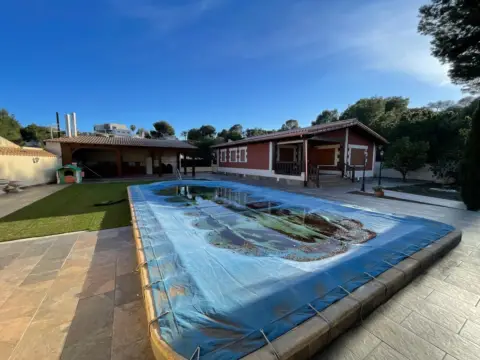 Chalet en San Miguel de Salinas