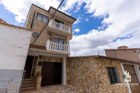 Chalet en calle Caracolada, 28