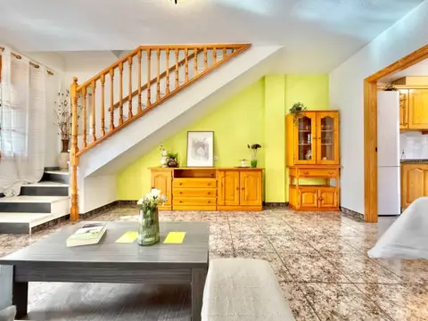 Dúplex en Santiago de La Ribera