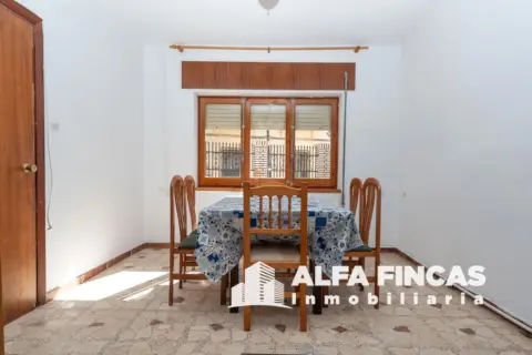 Chalet en San Clemente