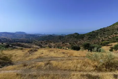 Terreno en Pinares de San Antón