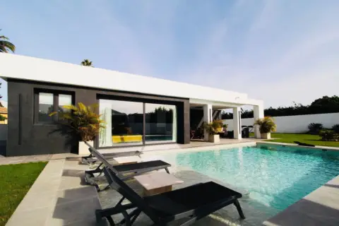 Chalet en calle Linda Vista