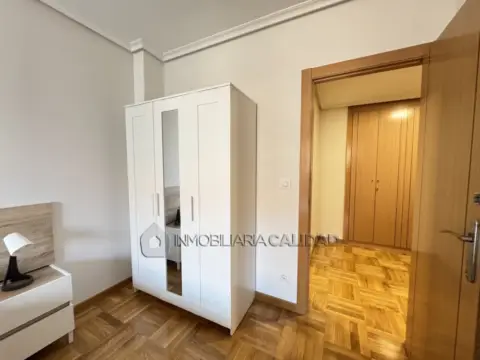 Piso en Universidad - Las Huelgas