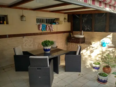 Casa en calle de los Olivos