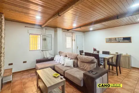 Dúplex en calle de los Castaños