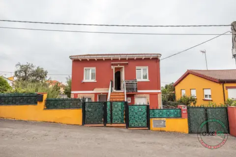 Casa en calle de Altamira, 12