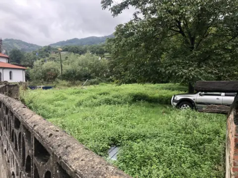Casa en San Claudio-Trubia-Las Caldas