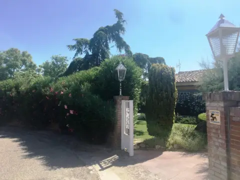Chalet en Urbanización Panorama