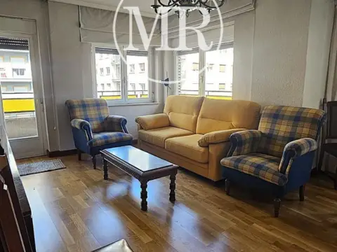 Piso en Paseo de Canalejas