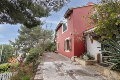 Chalet en Nàquera - Náquera
