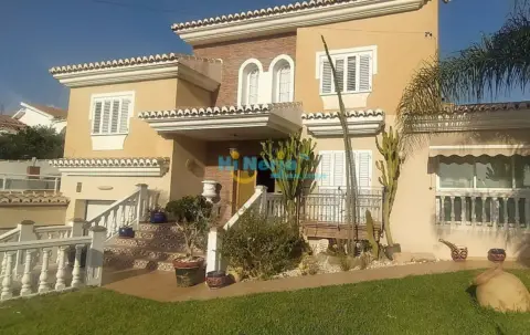 Casa en , Zona de Playa, Campo de Golf, Puerto Deportivo, en El Centro, Cerca del Mar, Cerca del Golf, Área
