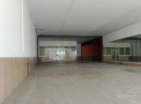 Local comercial en Carretera a Erla