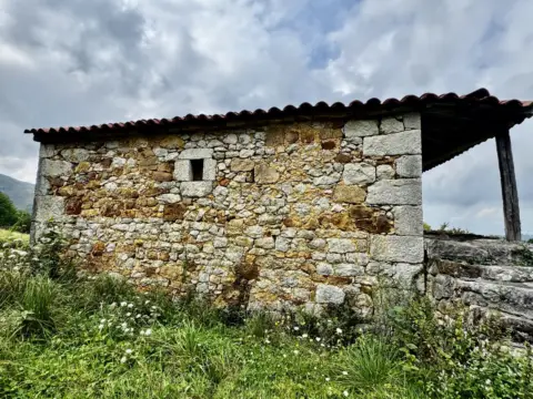 Casa en Avenida de Alisas, nº Sin Informacion