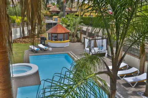 Chalet en Lomas de Marbella Club-Puente Romano