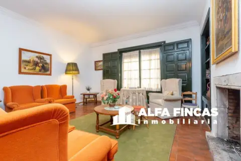 Chalet en San Clemente