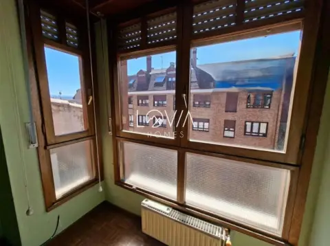 Piso en calle de Ricardo Montes, 18