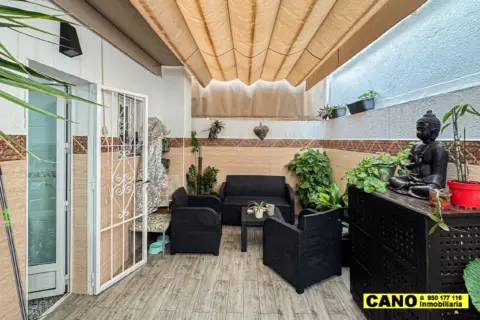 Dúplex en calle de Arizona