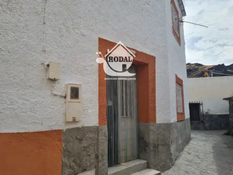 Casa en calle Amapola, 8
