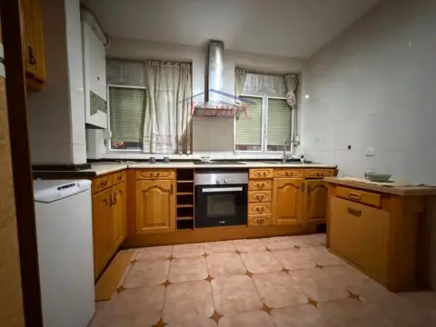 Piso en calle de la Encomienda de Palacios