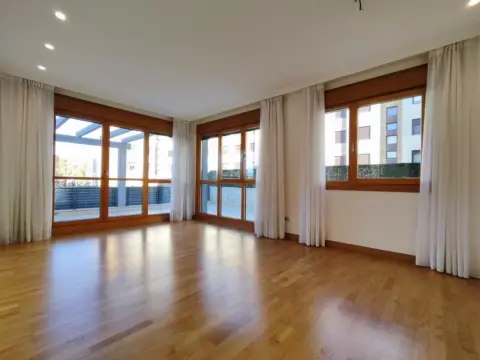 Piso en calle Panzares