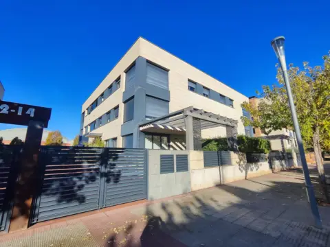 Piso en calle Panzares