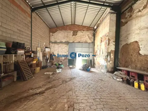 Nave industrial en Almendralejo