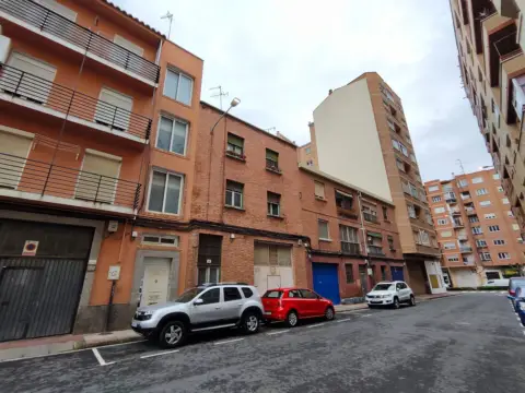 Local comercial en calle de San Lázaro