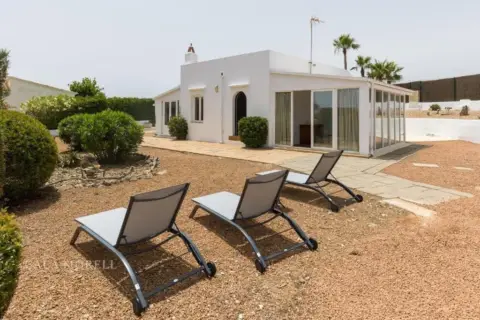 Chalet en calle Ub Cala Llonga, nº 53