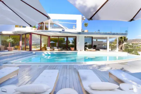 Chalet en Nueva Andalucía-Centro