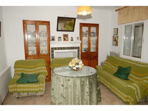 Chalet en San Clemente