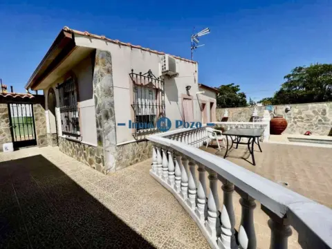 Chalet en Almendralejo