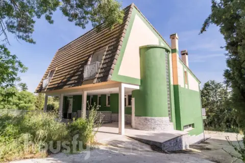 Casa en calle calle Granado y Naranjo, nº .